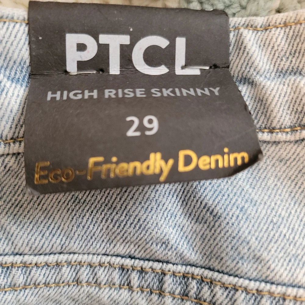 PTCL NWT High Rise Skinny Fit Light Wash Denim Jeans Size 29 - Picture 7 of 7